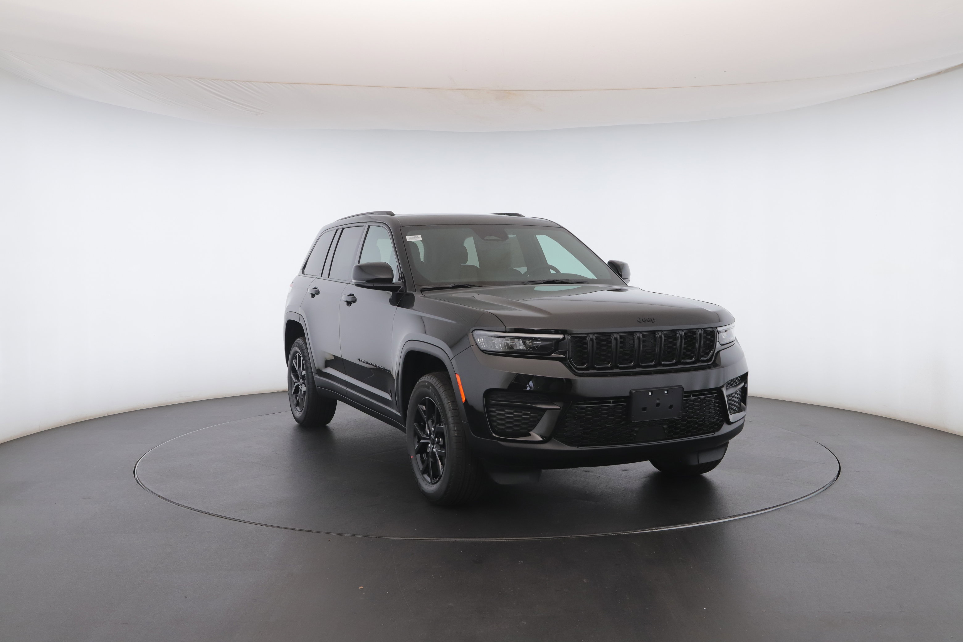 New 2025 Jeep Grand Cherokee Altitude image 34