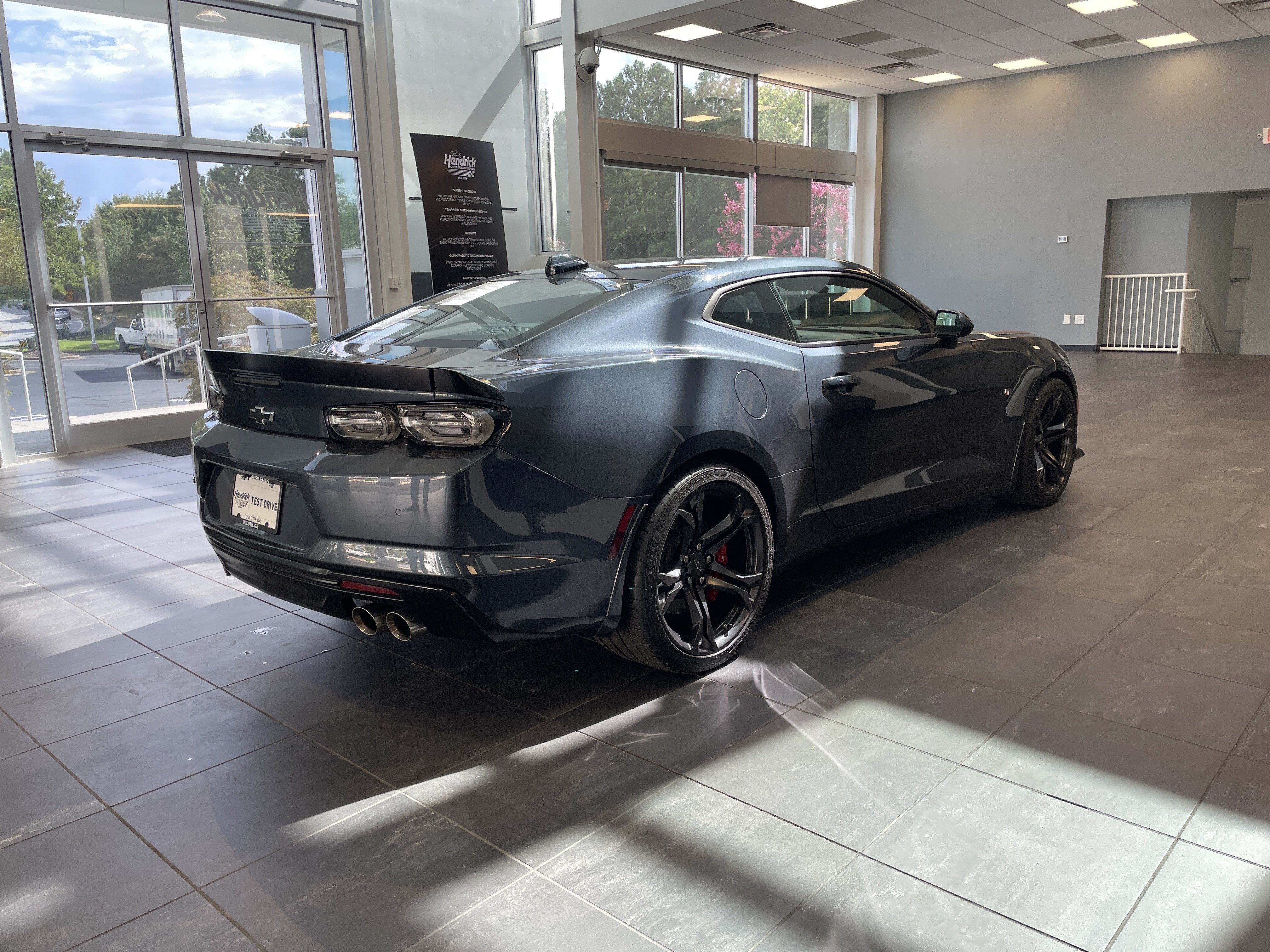 Used 2023 Chevrolet Camaro SS RWD image 12