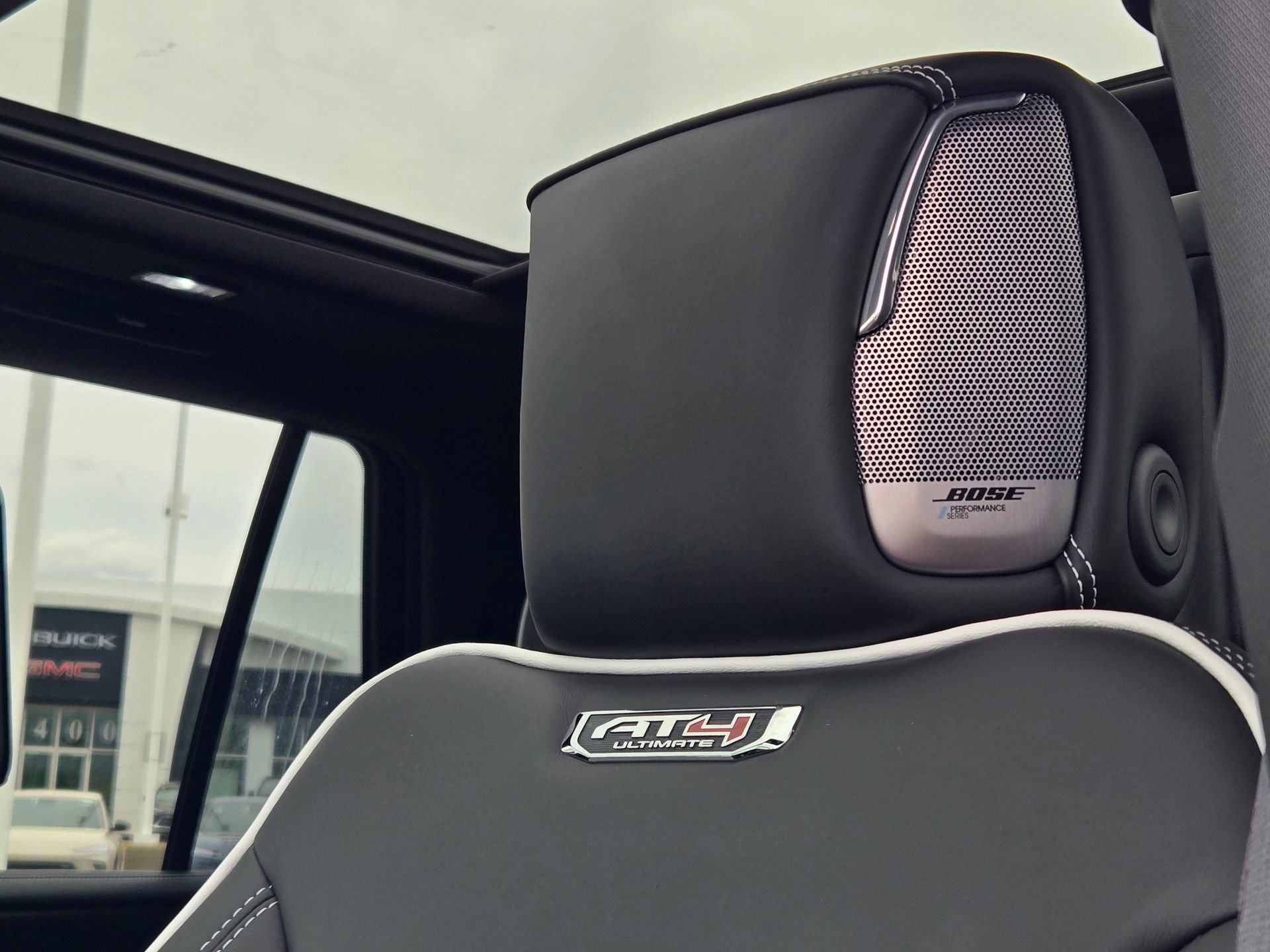 New 2026 GMC Yukon AT4 Ultimate w/ LPO, Floor Liner Package AWD/4WD image 48
