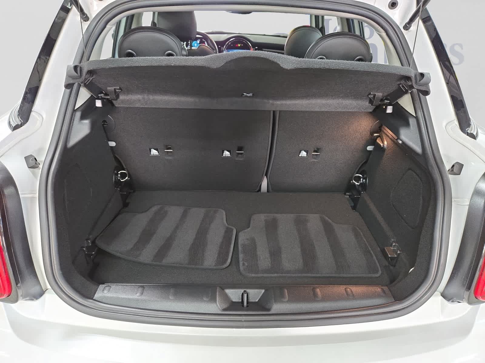 Used 2024 MINI Cooper S FWD image 4