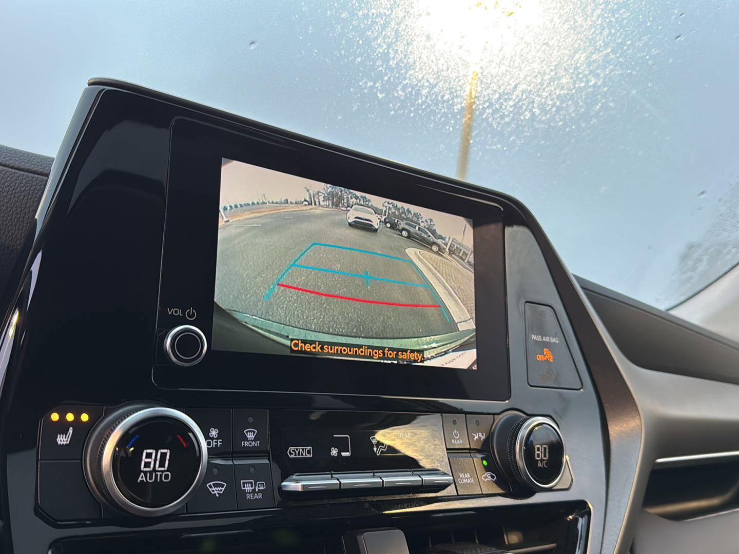 Certified 2023 Toyota Highlander XLE image 22