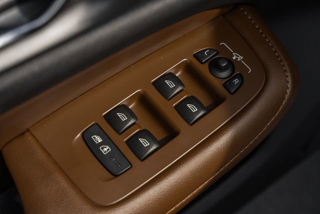 Certified 2023 Volvo S60 T8 Ultimate image 35