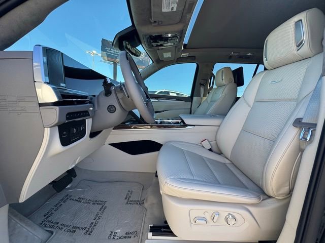 New 2026 Cadillac Escalade Platinum Luxury image 24