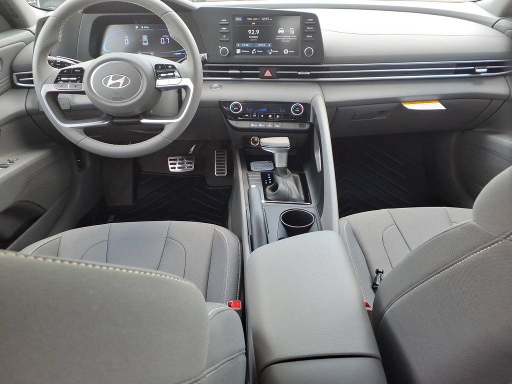 New 2026 Hyundai Elantra Sport FWD image 12