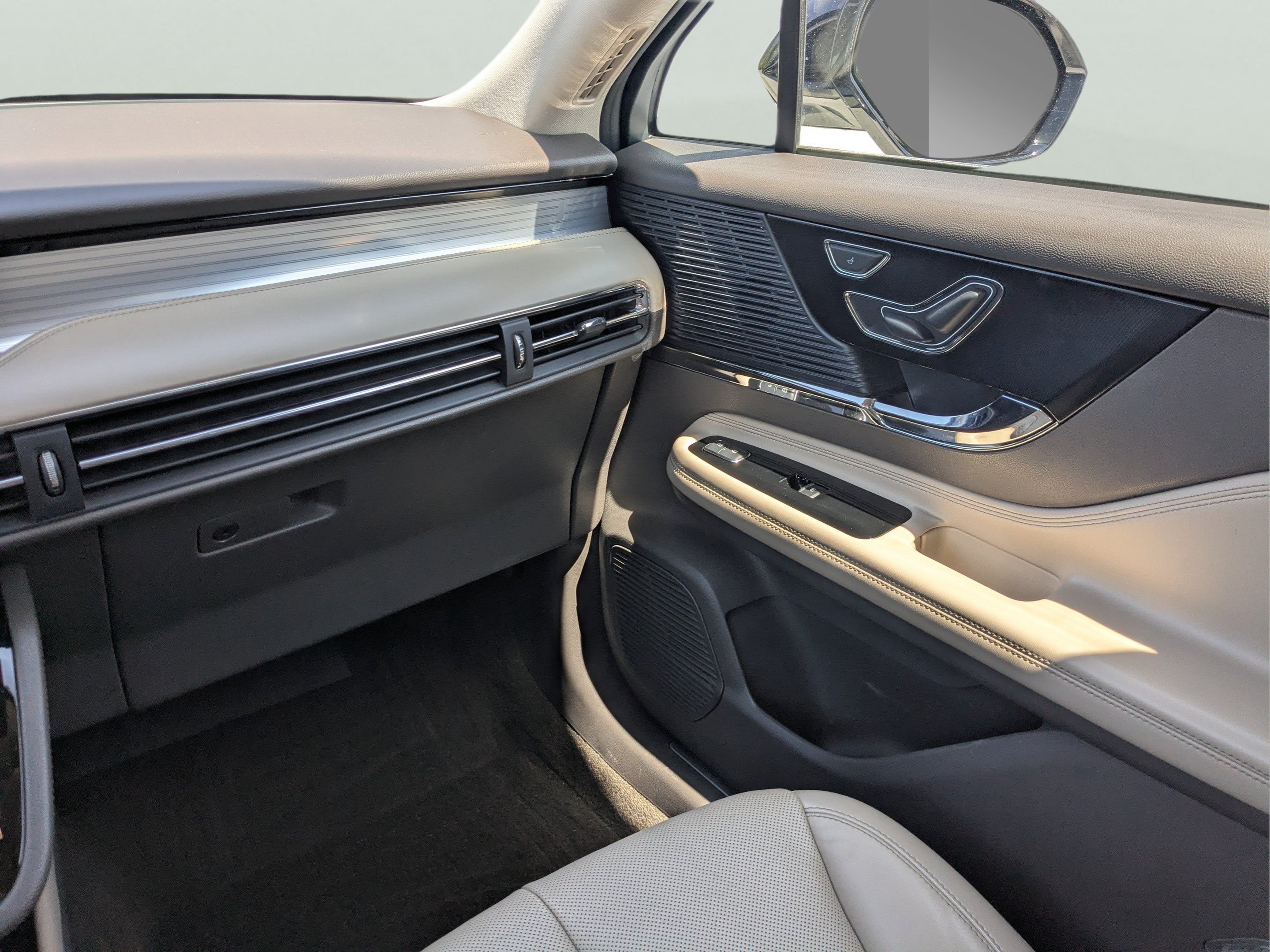 Used 2020 Lincoln Corsair FWD image 16