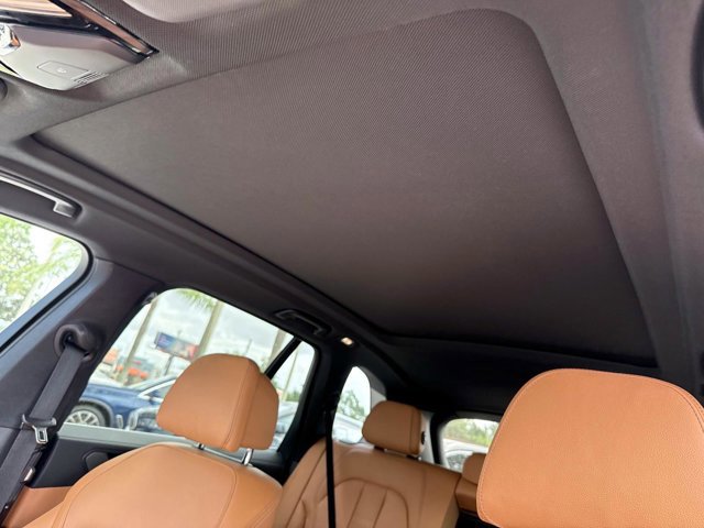 Used 2020 BMW X5 xDrive40i w/ Premium Package image 22