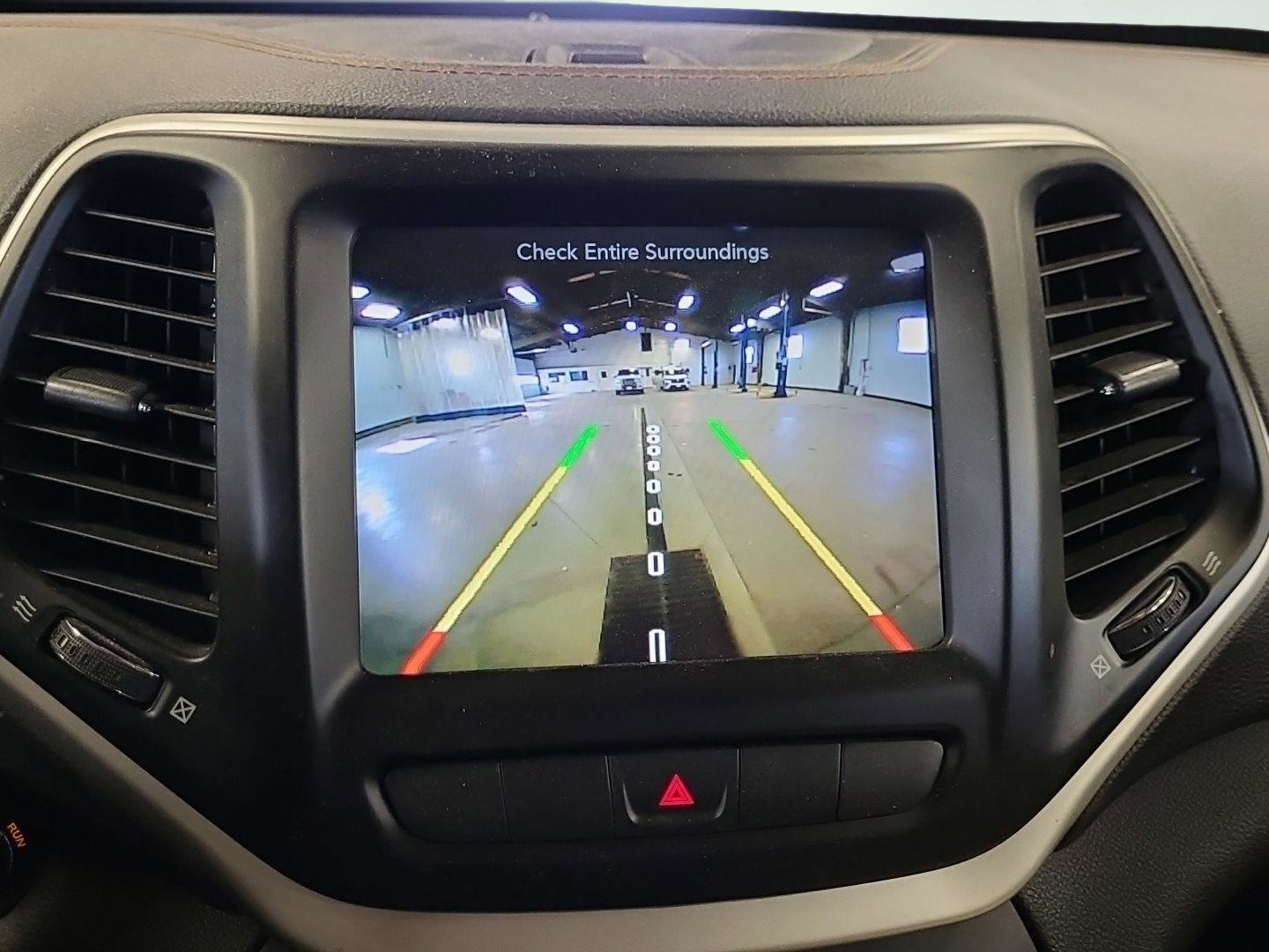 Used 2015 Jeep Cherokee Limited w/ Trailer Tow Group image 38