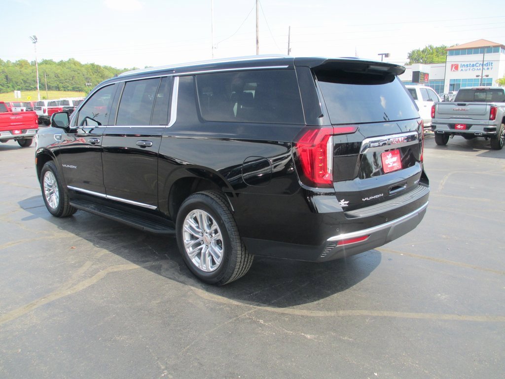 Certified 2023 GMC Yukon XL SLT w/ SLT Premium Package image 8