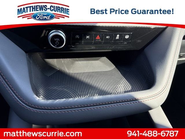 New 2026 Ford Explorer Active w/ Active Comfort Package image 21