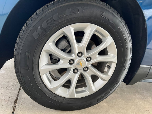 Used 2019 Chevrolet Equinox LT FWD image 12