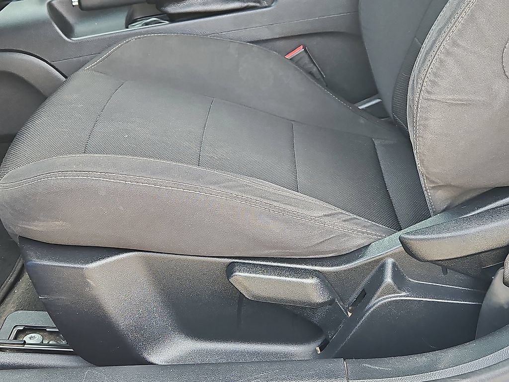 Used 2017 Ford Mustang Coupe RWD image 14