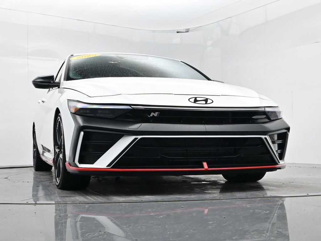 Used 2025 Hyundai Elantra N Base image 42