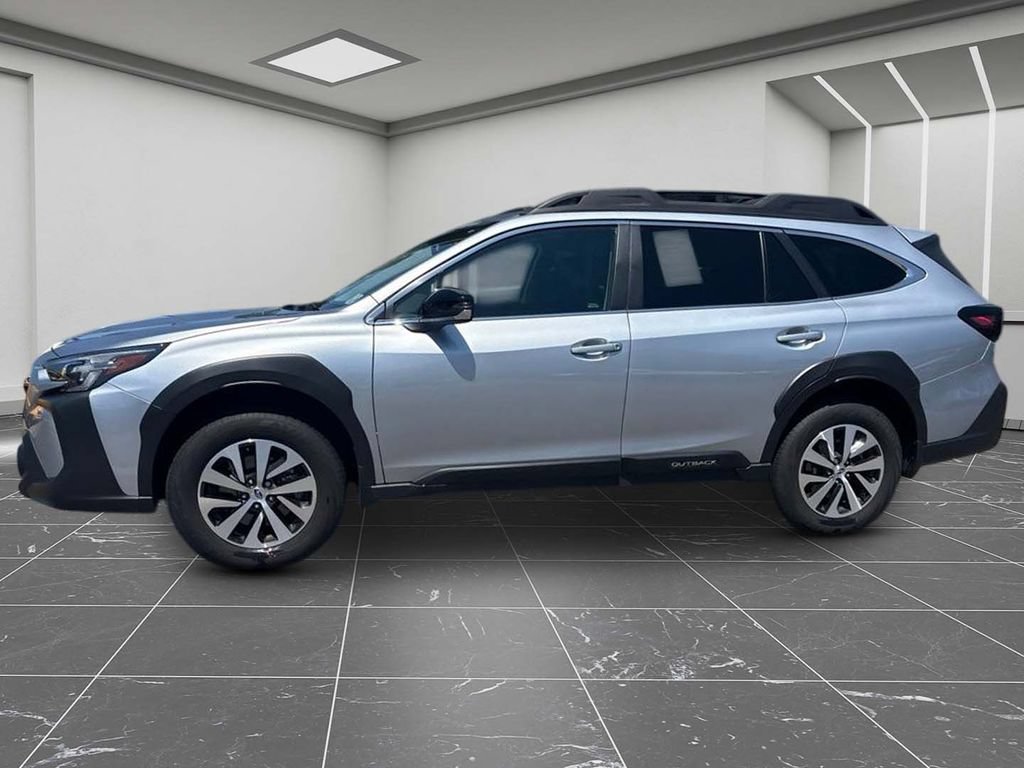 Certified 2025 Subaru Outback Premium AWD/4WD image 8