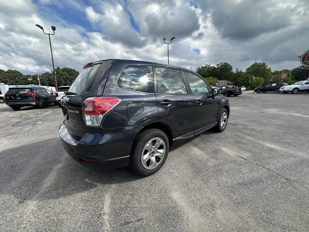 Used 2018 Subaru Forester 2.5i image 3