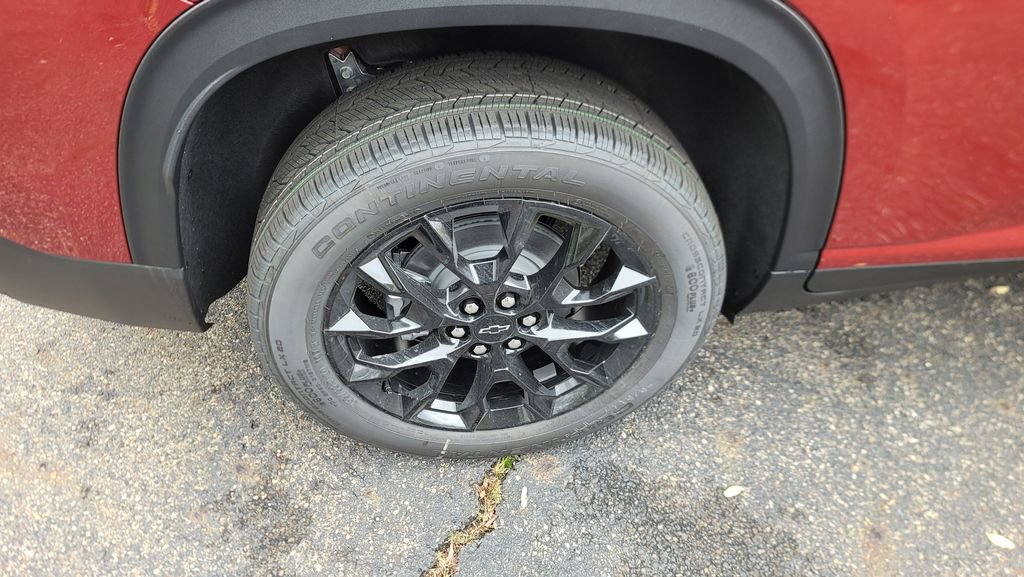 New 2026 Chevrolet Traverse LT w/ Midnight/Sport Edition image 11