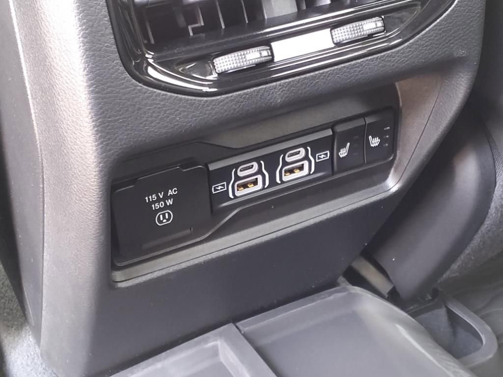 New 2023 Jeep Grand Cherokee Trailhawk w/ Advanced Protech Group II image 16