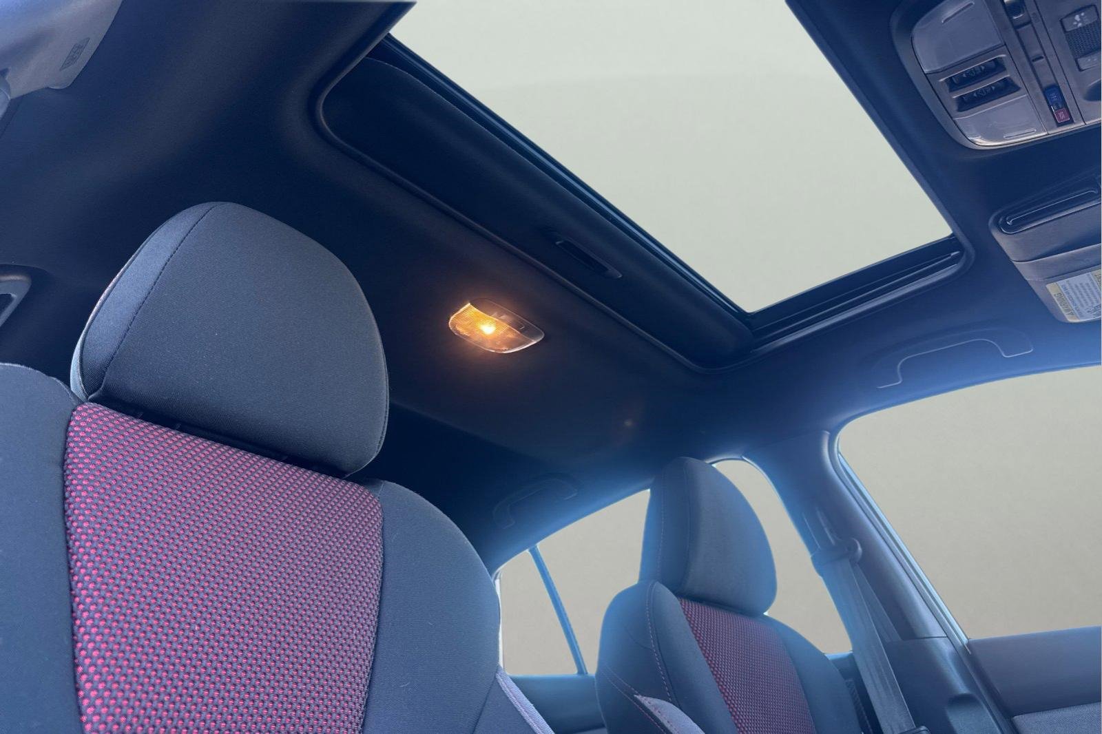 Used 2021 Subaru Impreza 2.0i Sport image 21