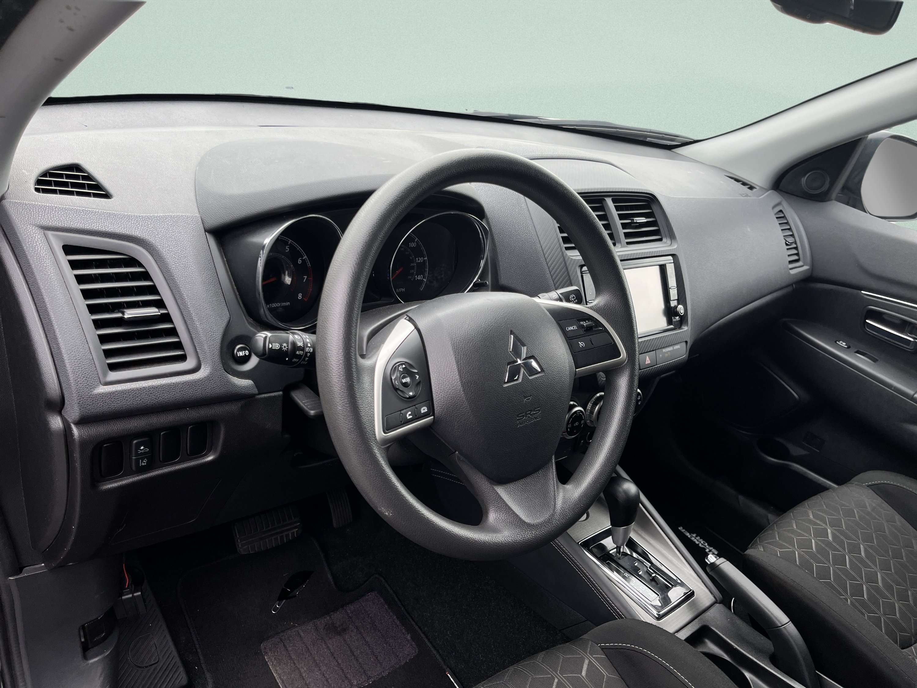 Used 2022 Mitsubishi Outlander Sport ES FWD image 16