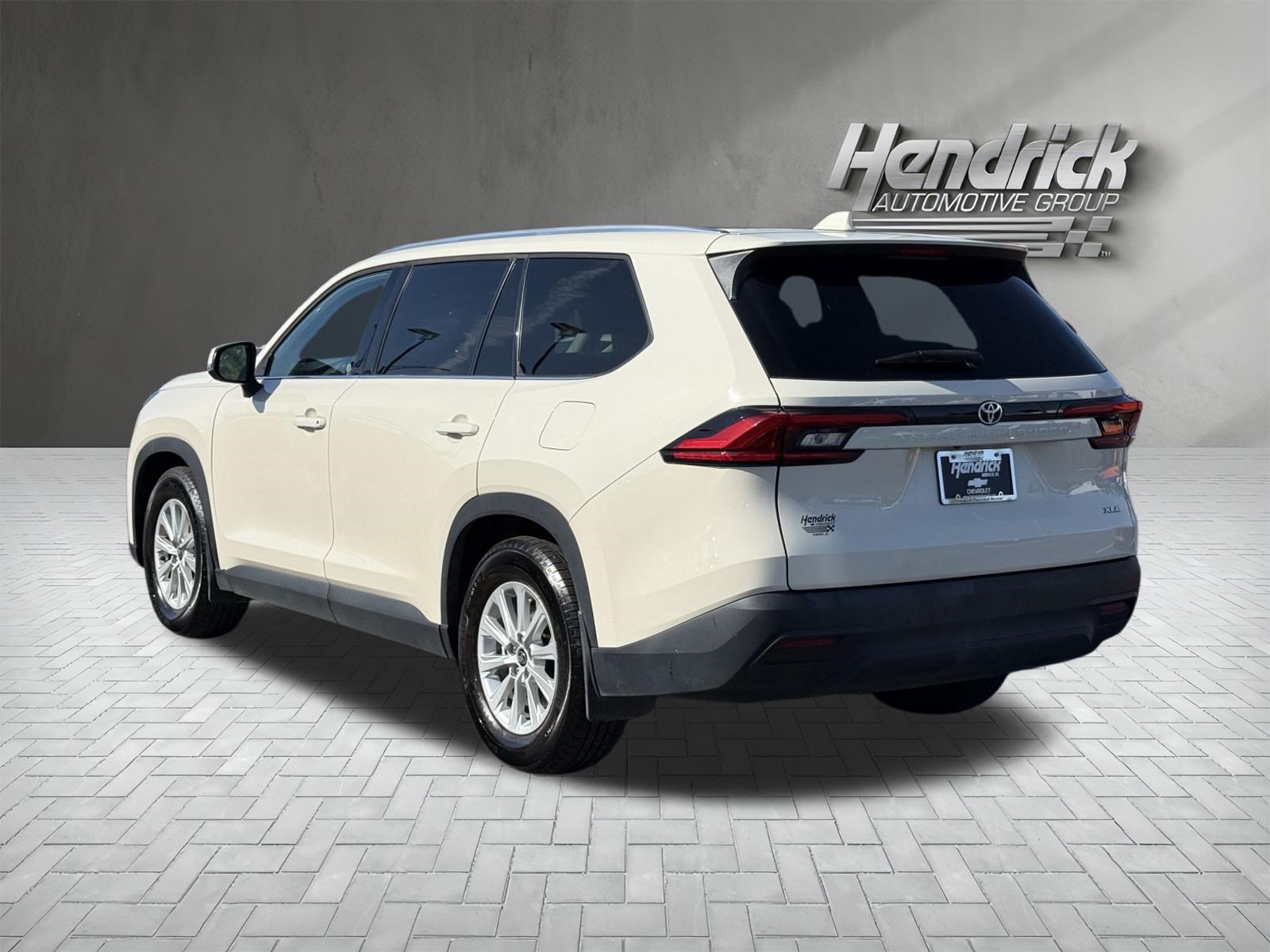 Used 2024 Toyota Grand Highlander FWD image 8
