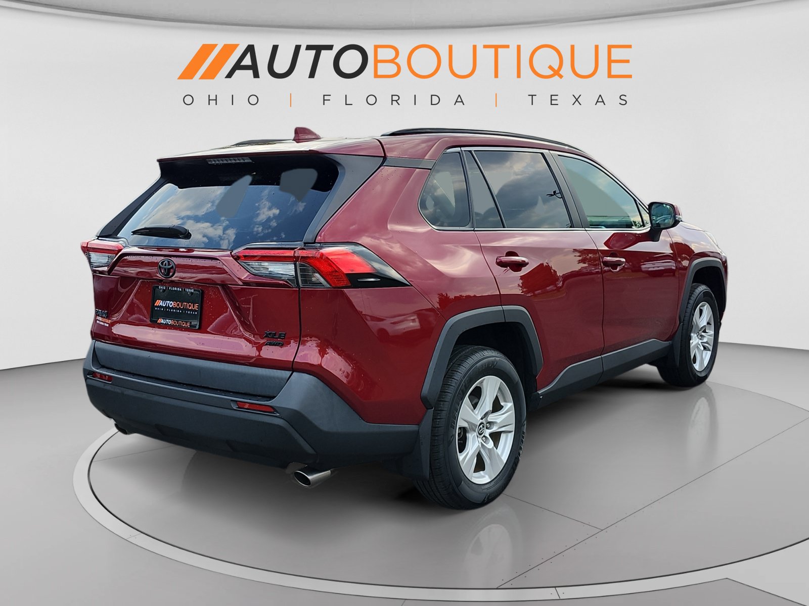 Used 2020 Toyota RAV4 XLE w/ Convenience Package AWD/4WD image 5