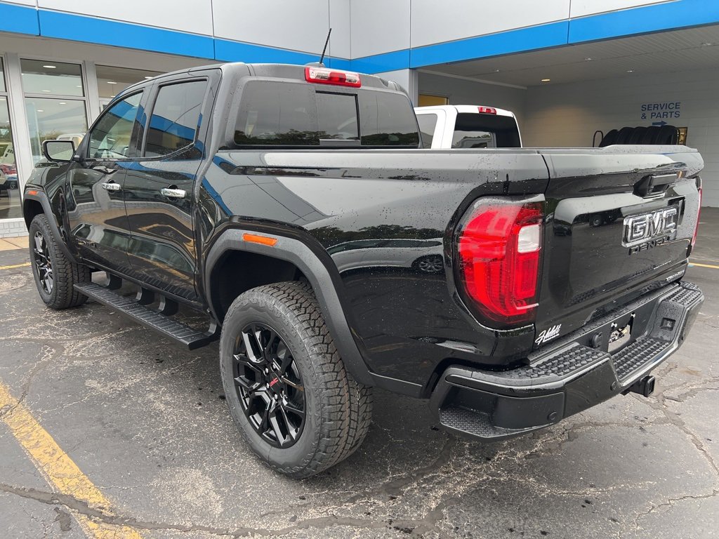 New 2026 GMC Canyon Denali w/ LPO, Denali Black Edition image 3
