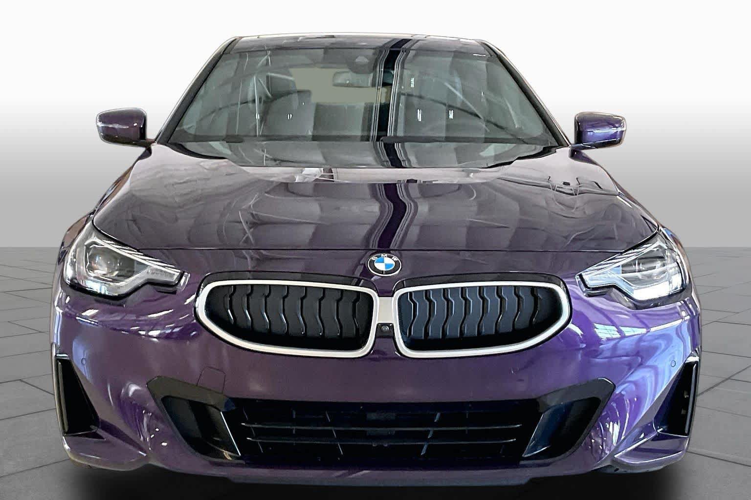 Used 2025 BMW 230i Coupe RWD image 3