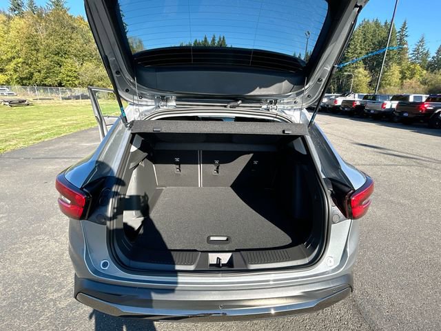 New 2026 Chevrolet Trax ACTIV w/ Sunroof Package image 24