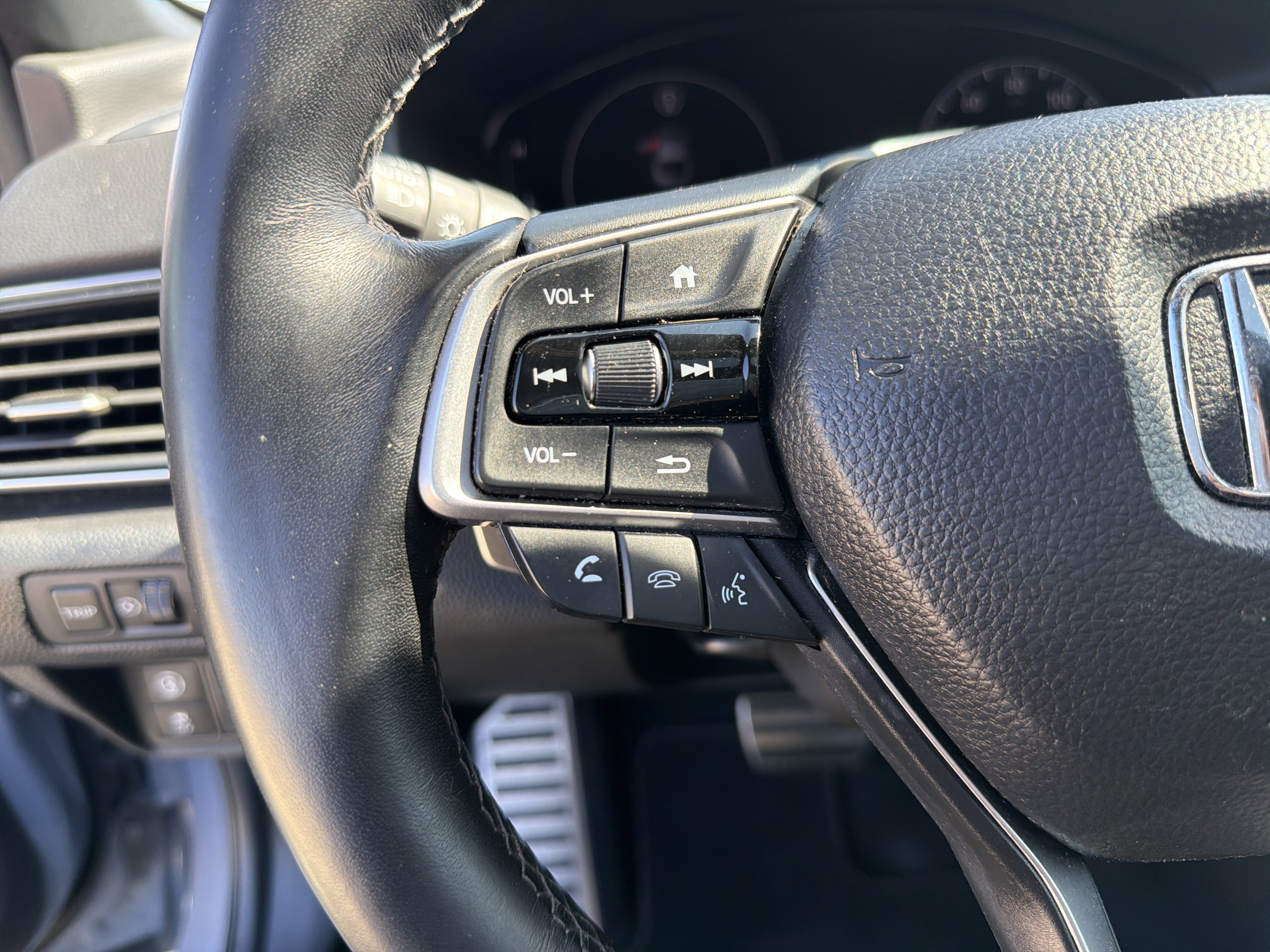 Used 2021 Honda Accord Sport image 19