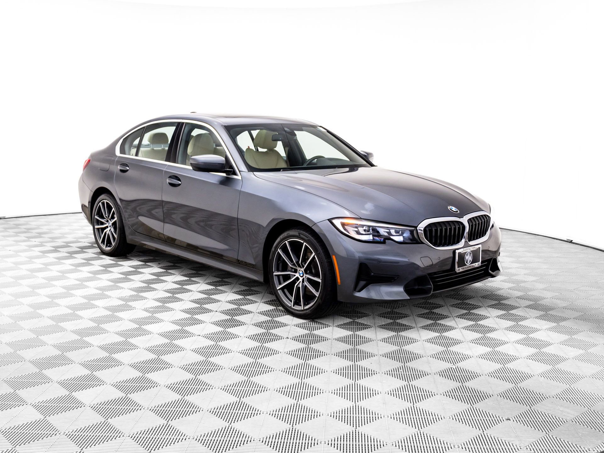 Used 2020 BMW 330i xDrive Sedan w/ Driving Assistance Package image 9