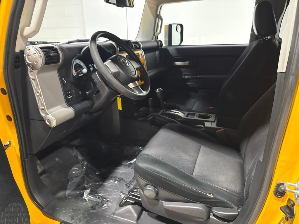 Used 2009 Toyota FJ Cruiser 4WD w/ Convenience Pkg image 17