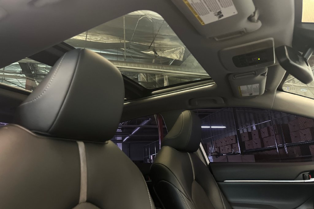 Used 2024 Toyota Camry XSE FWD image 16