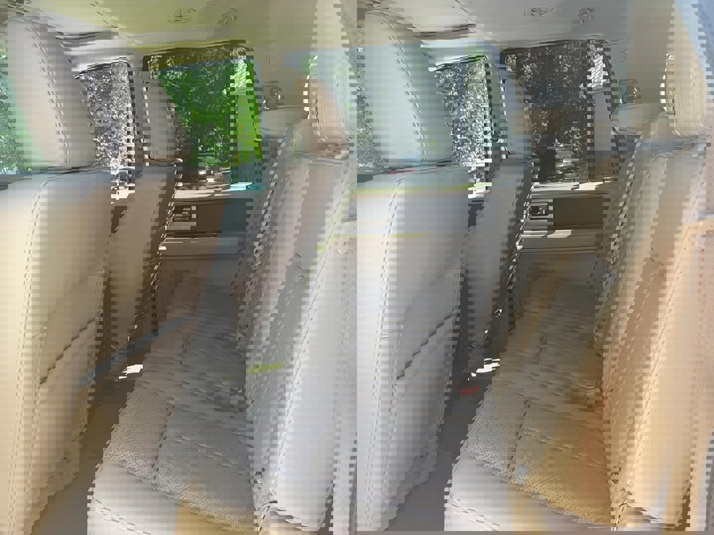 Used 2013 Ford Expedition EL XLT image 12