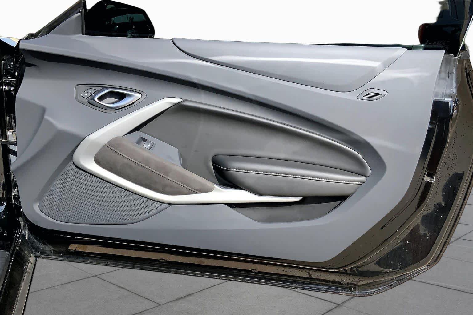 Used 2023 Chevrolet Camaro SS RWD image 21