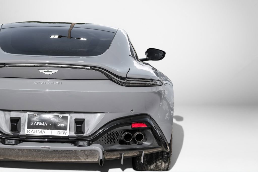 Used 2020 Aston Martin V8 Vantage Coupe RWD image 40