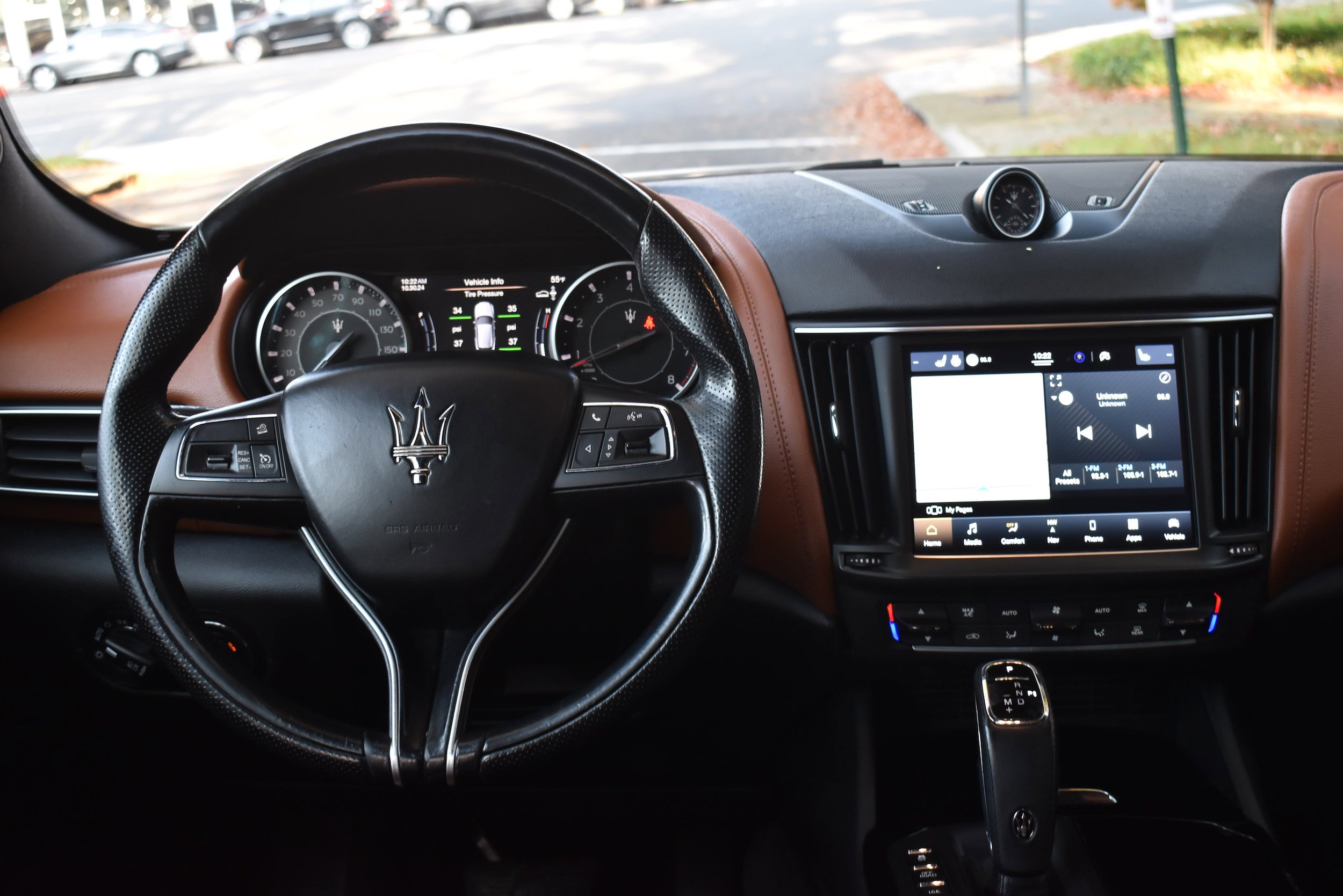 Used 2021 Maserati Levante GranSport image 30