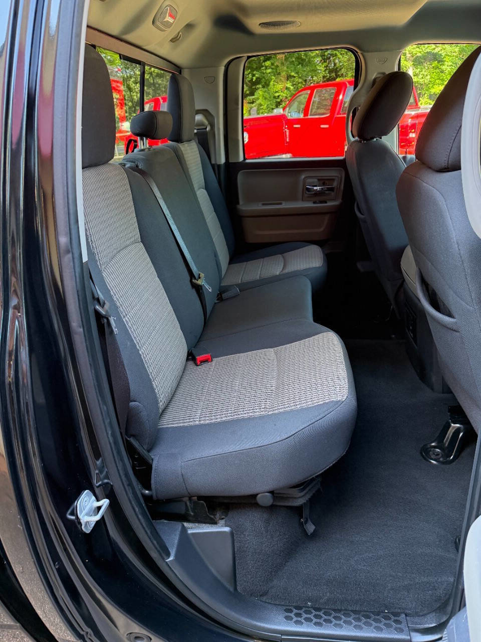 Used 2011 RAM 1500 Big Horn RWD image 14