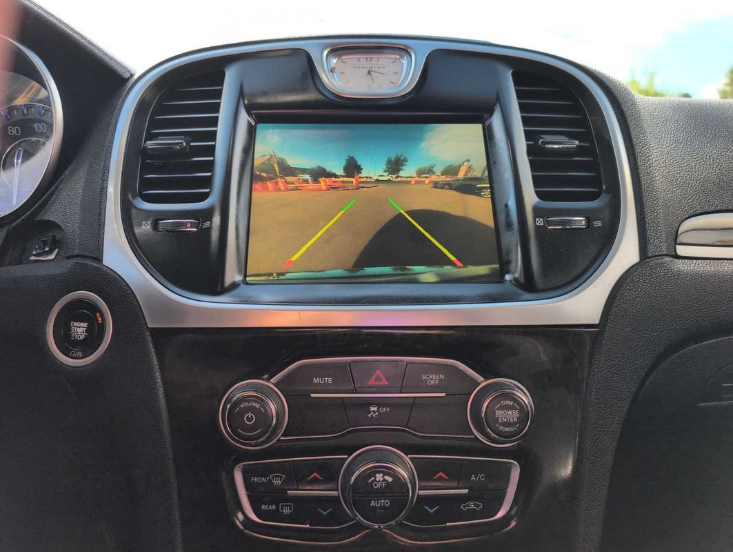 Used 2017 Chrysler 300 C RWD image 24