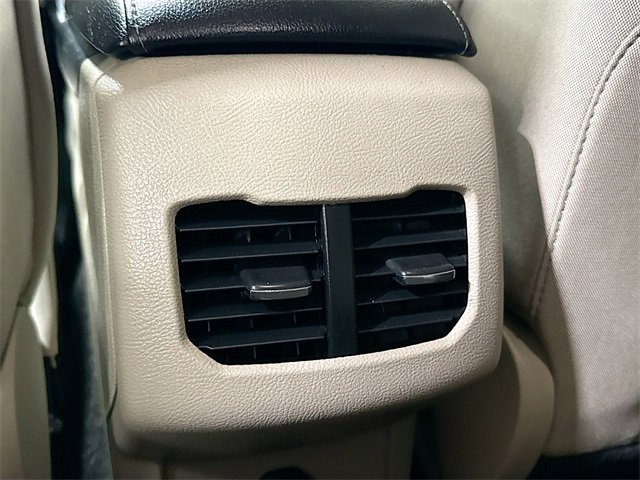 Used 2018 Ford Fusion SE w/ Fusion SE Technology Package image 23