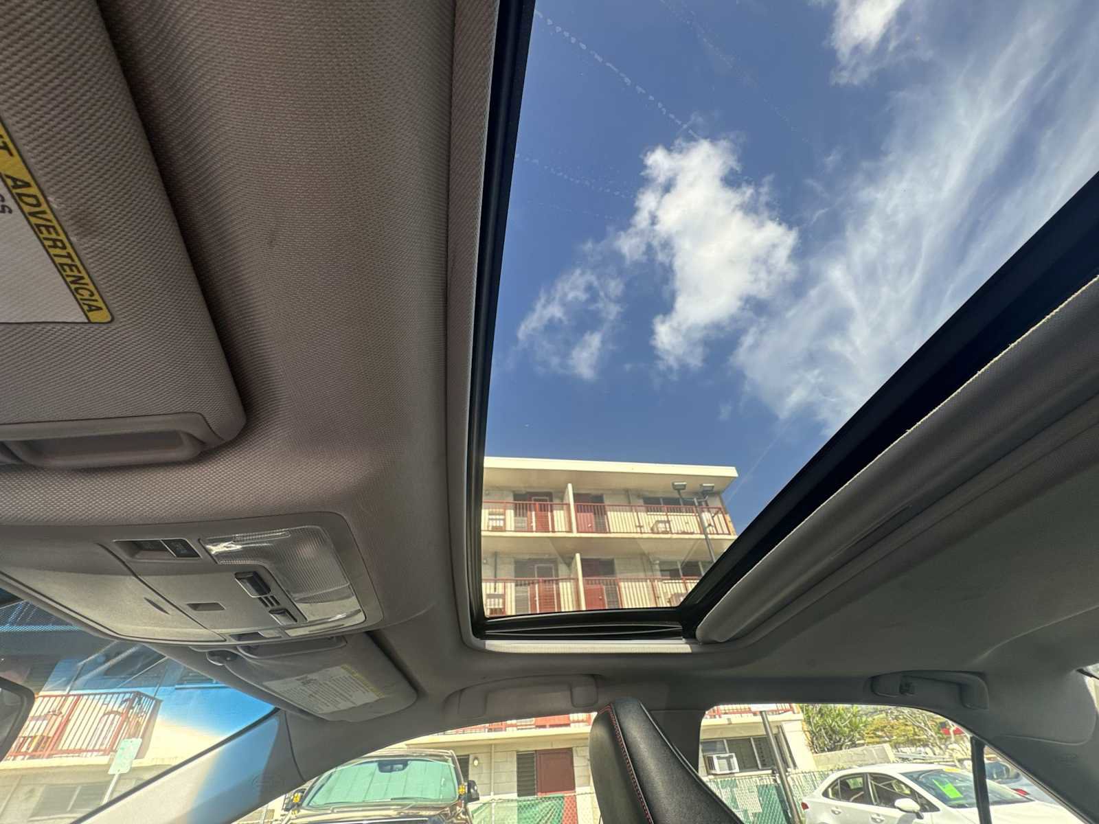 Used 2015 Toyota Camry SE image 21