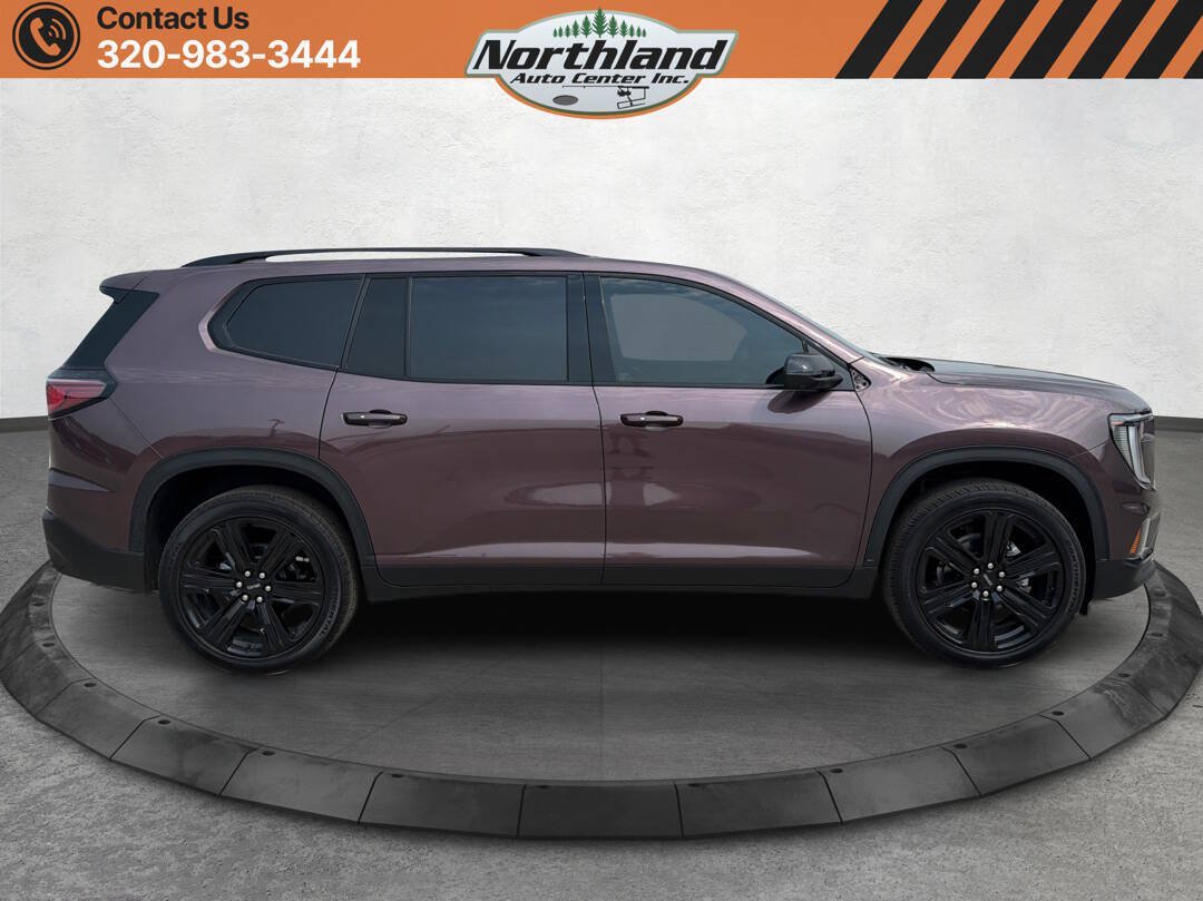 Used 2025 GMC Acadia Elevation w/ Elevation Premium Package AWD/4WD image 4