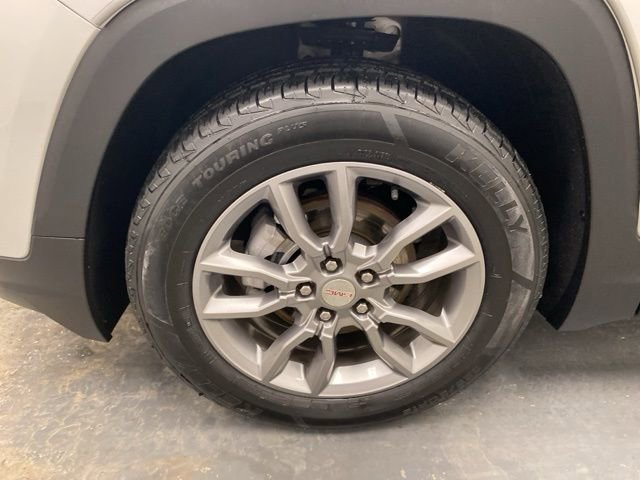 Used 2022 GMC Terrain SLT w/ Infotainment Package II image 33