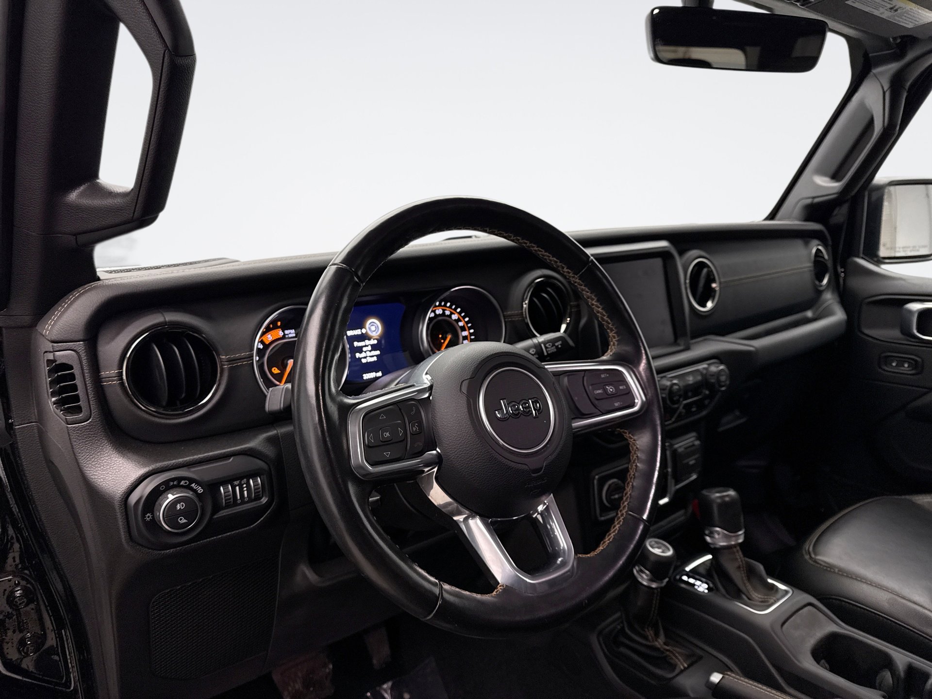 Used 2022 Jeep Gladiator Overland image 10