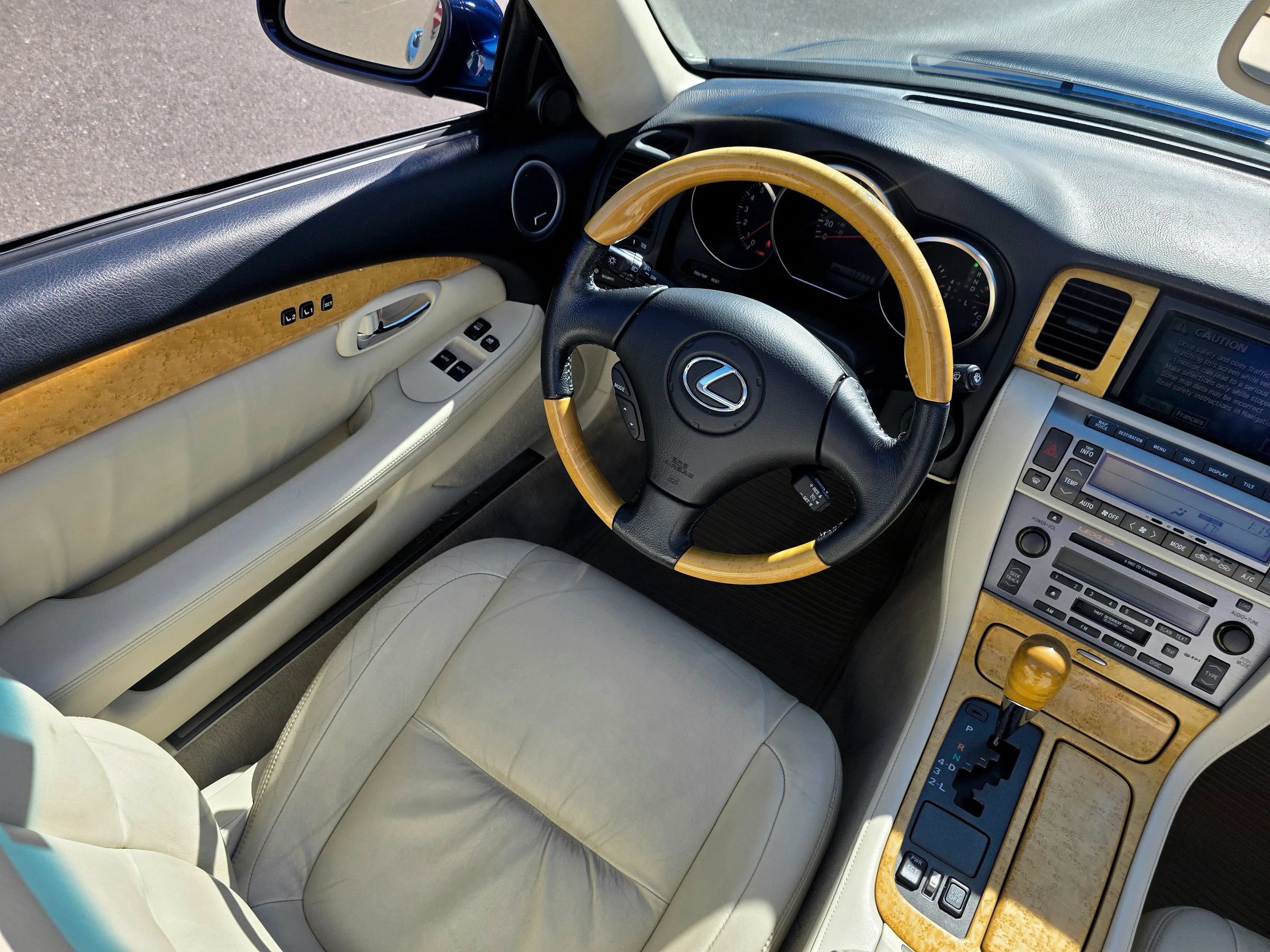 Used 2005 Lexus SC 430 Convertible RWD image 33