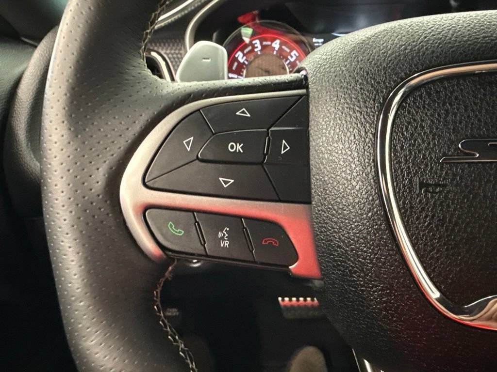 Used 2016 Dodge Challenger SRT Hellcat RWD image 16