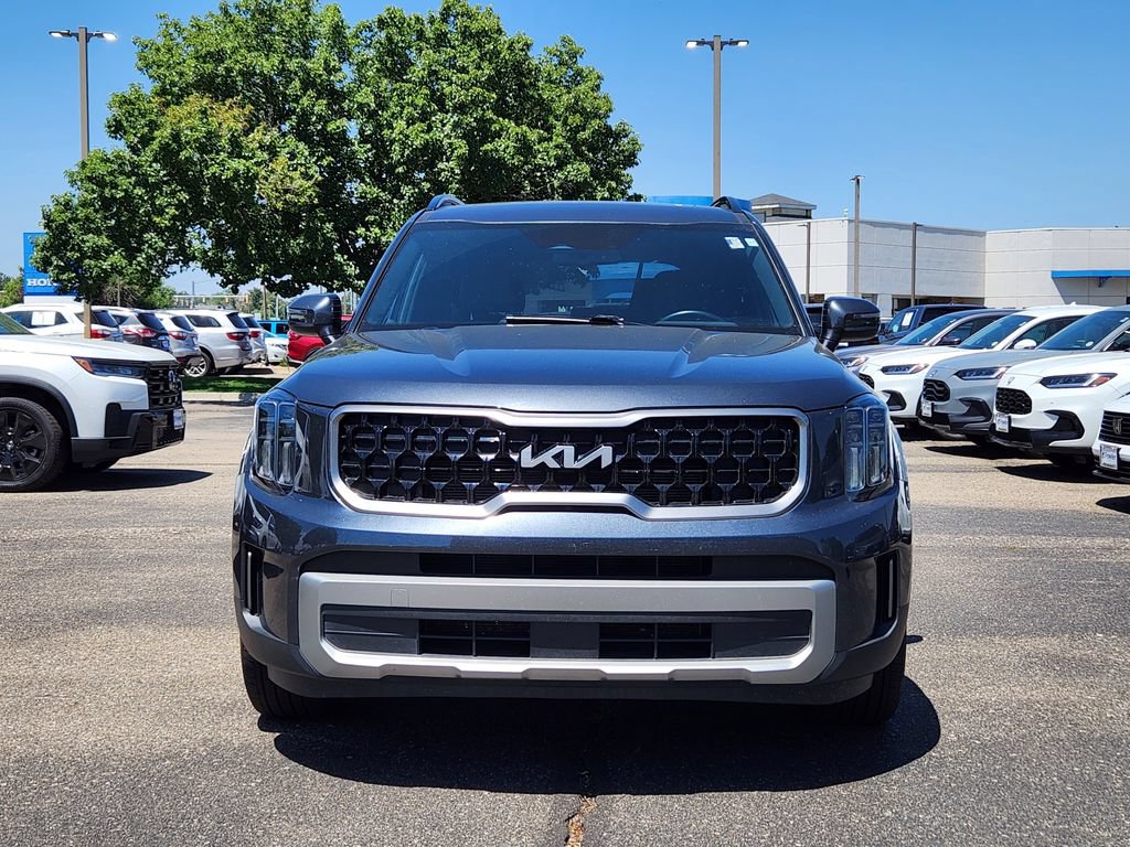 Used 2023 Kia Telluride EX X-Line AWD/4WD image 3