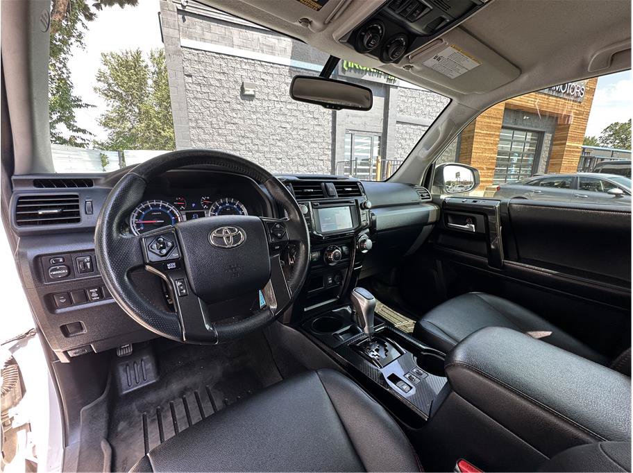 Used 2018 Toyota 4Runner TRD Off-Road Premium w/ TRD Performance Package AWD/4WD image 14