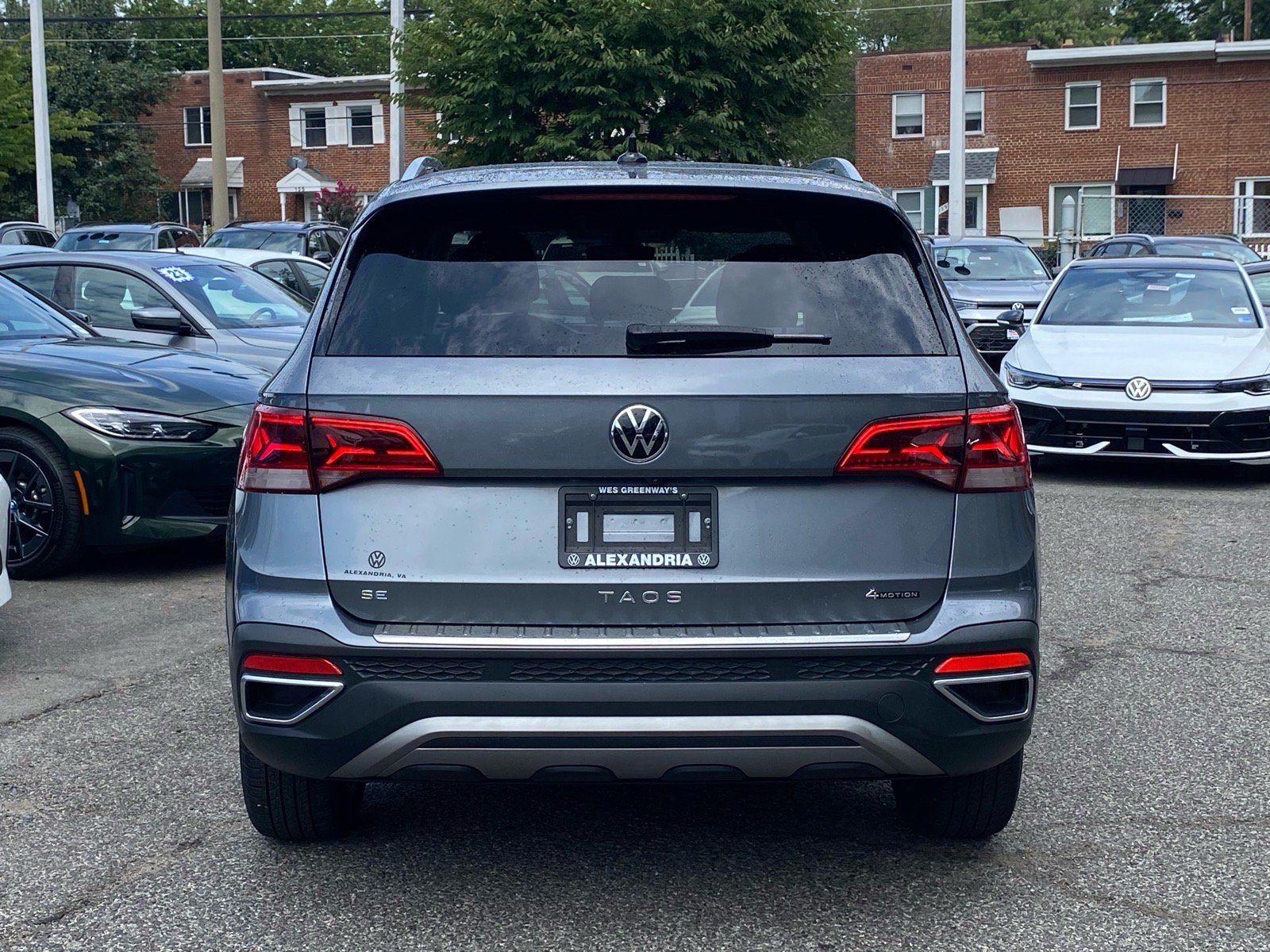 Certified 2024 Volkswagen Taos SE AWD/4WD image 4