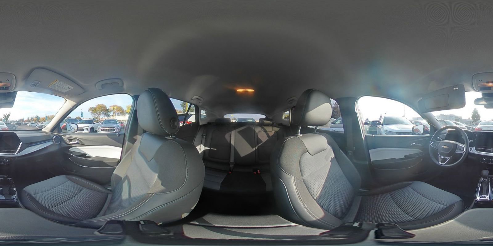 Used 2025 Chevrolet Trax LT w/ LT Convenience Package image 42