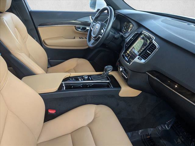 Used 2018 Volvo XC90 T6 Momentum w/ Convenience Package image 25
