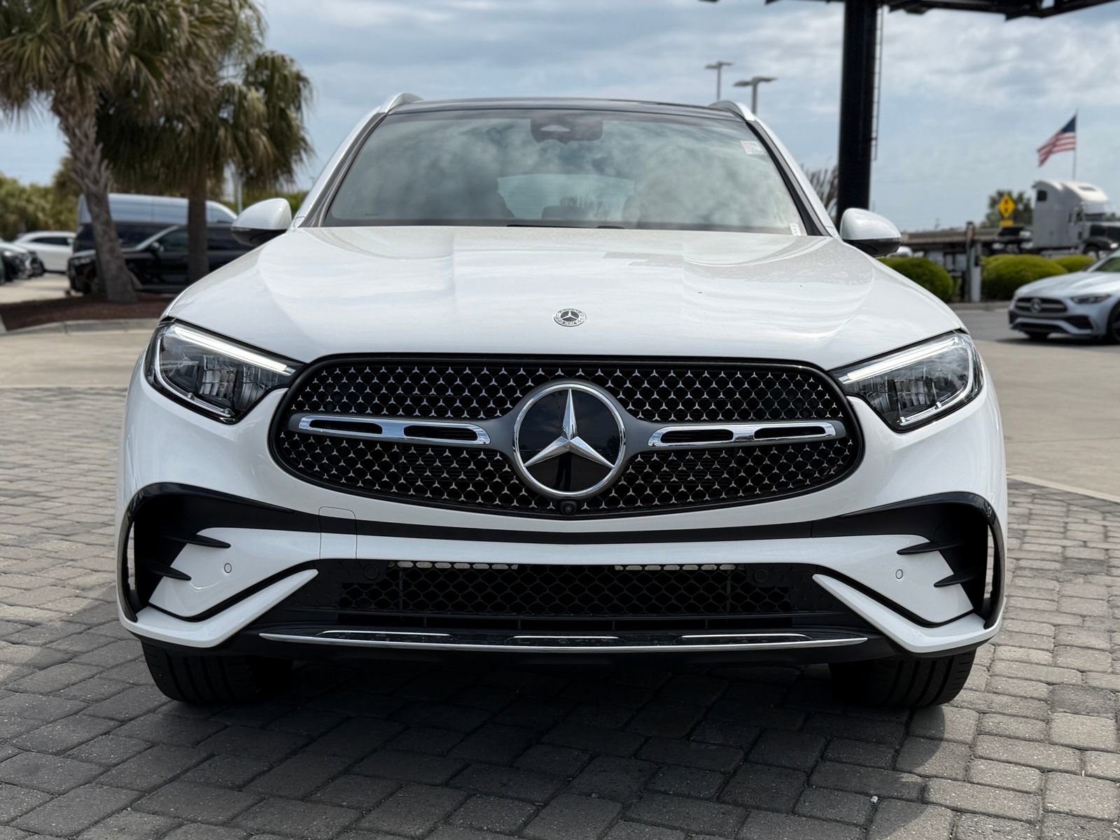 Certified 2025 Mercedes-Benz GLC 350e 4MATIC image 6